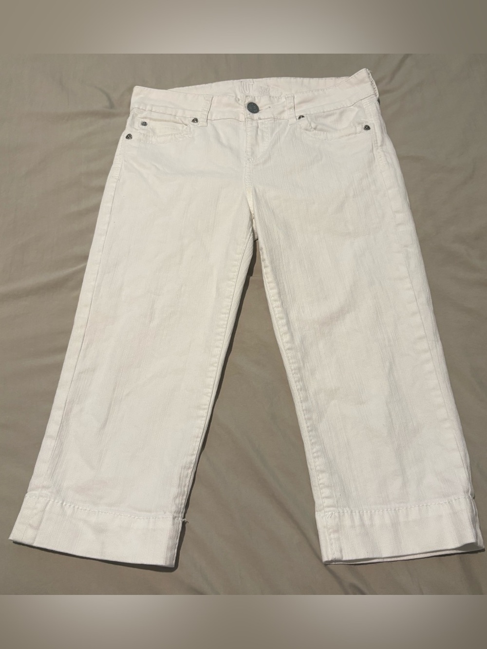 Kut from the Kloth White Capri Jeans